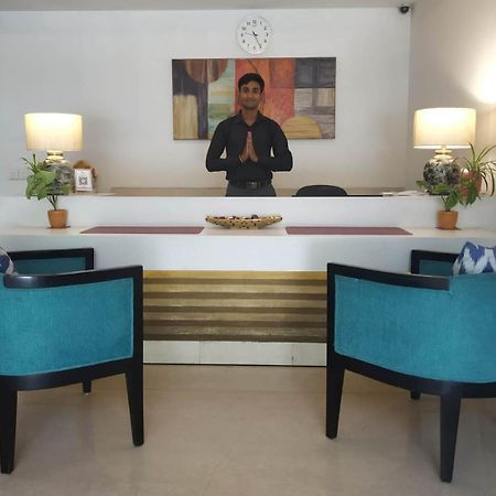 Inde Hotel Vista Woods Huda City Centre, גורגאון מראה חיצוני תמונה