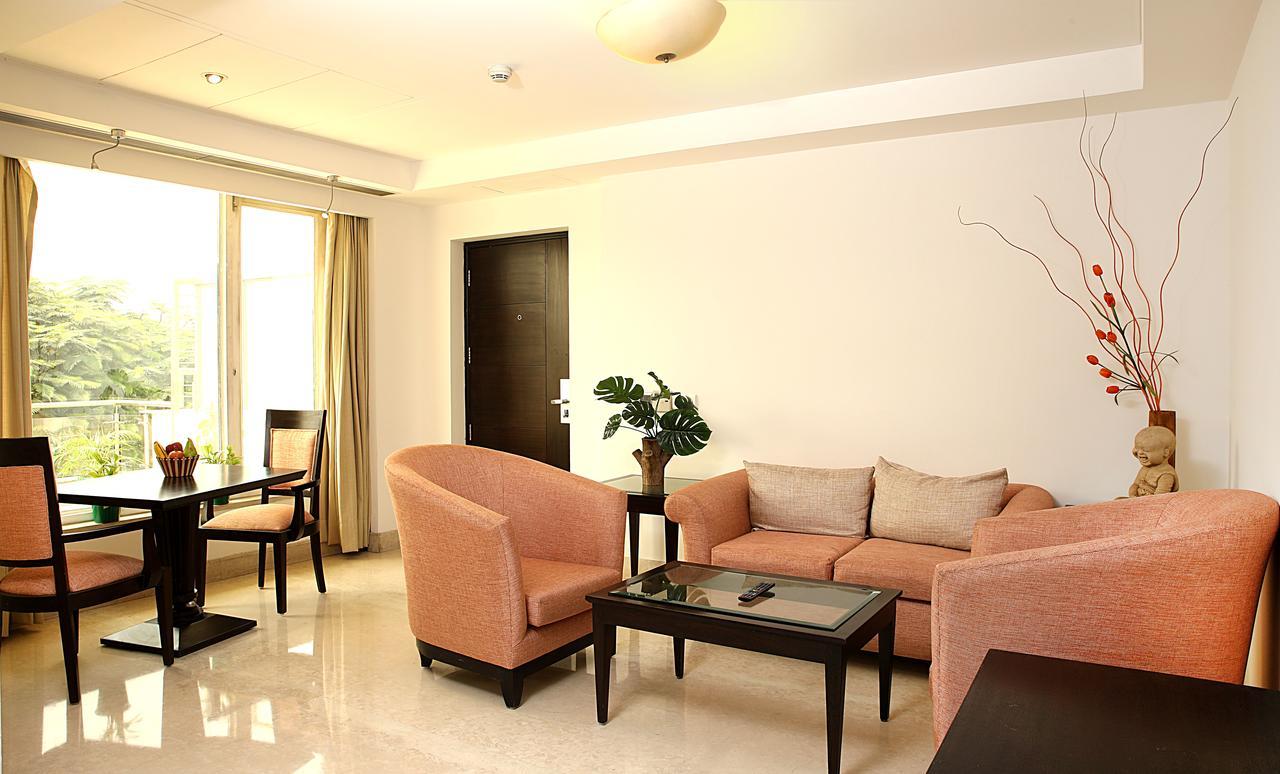 Inde Hotel Vista Woods Huda City Centre, גורגאון מראה חיצוני תמונה