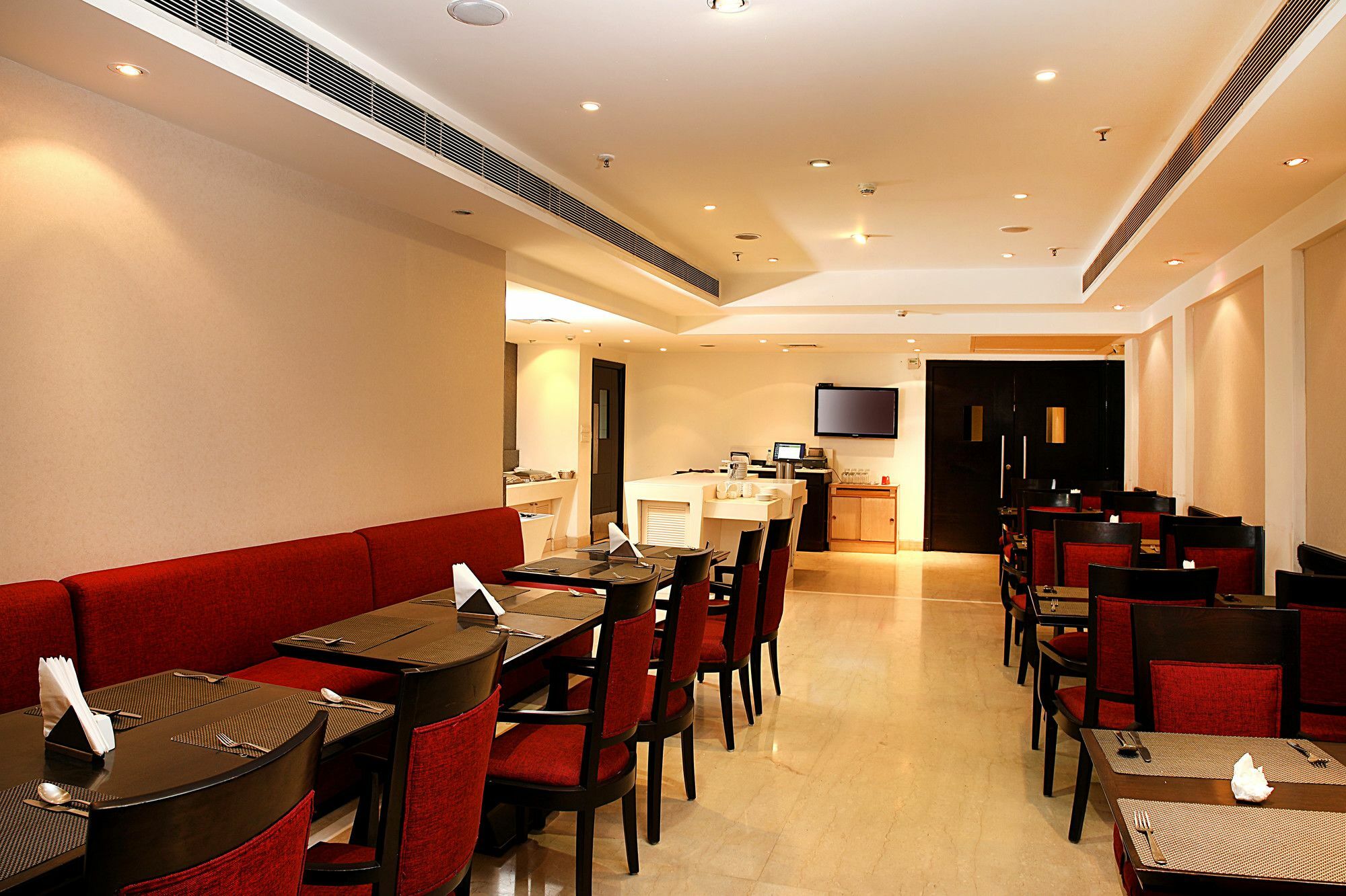 Inde Hotel Vista Woods Huda City Centre, גורגאון מראה חיצוני תמונה