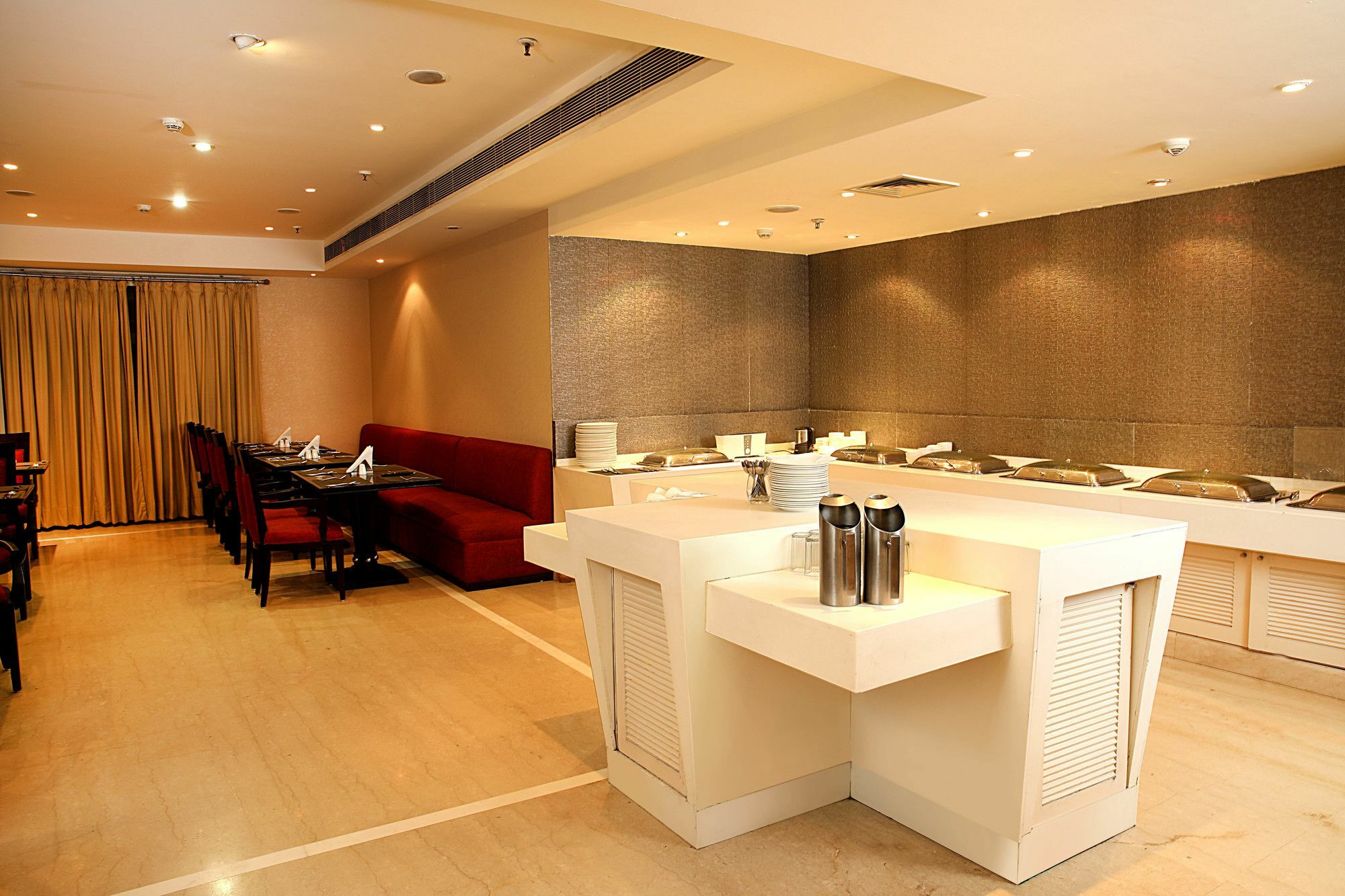 Inde Hotel Vista Woods Huda City Centre, גורגאון מראה חיצוני תמונה
