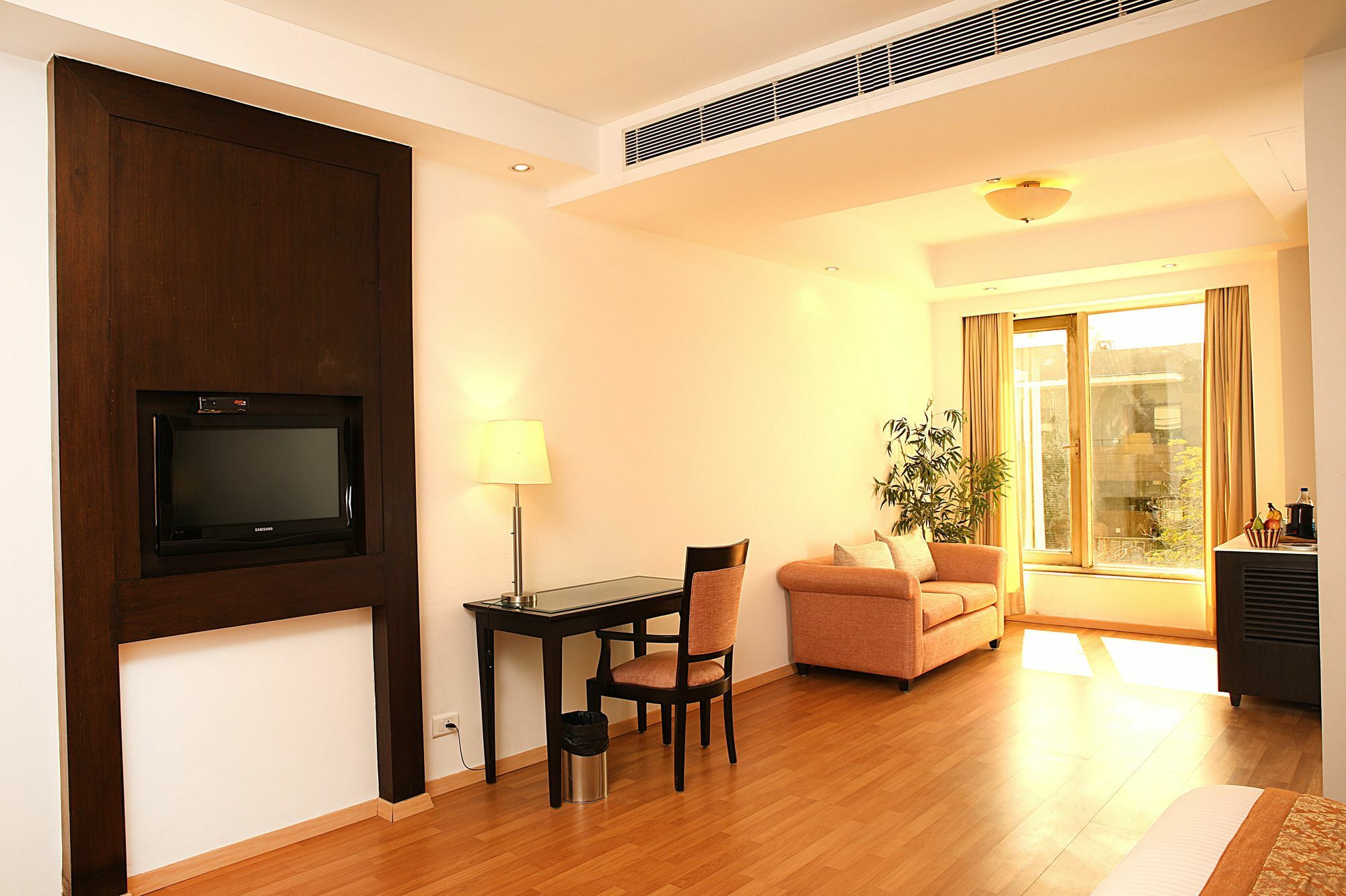 Inde Hotel Vista Woods Huda City Centre, גורגאון מראה חיצוני תמונה