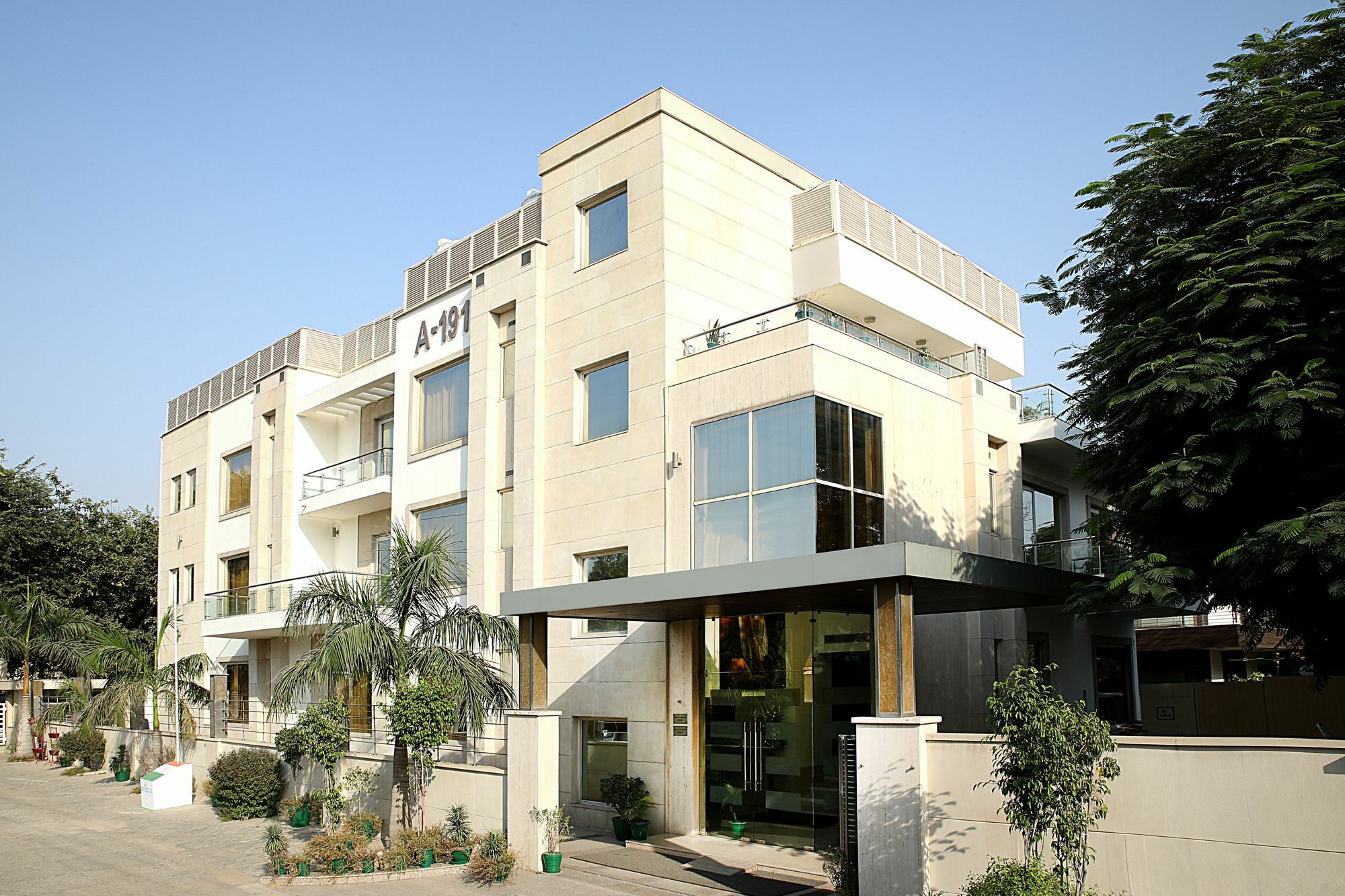Inde Hotel Vista Woods Huda City Centre, גורגאון מראה חיצוני תמונה