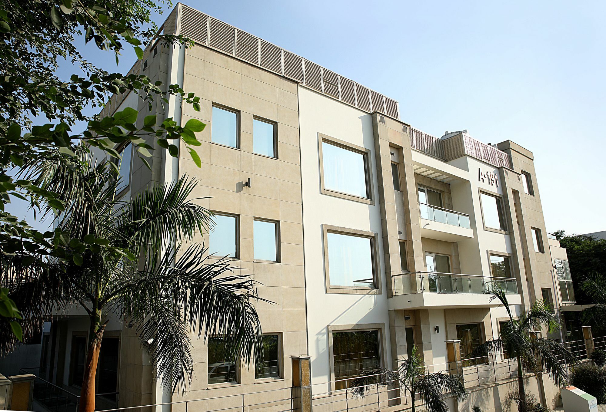 Inde Hotel Vista Woods Huda City Centre, גורגאון מראה חיצוני תמונה